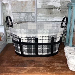 Metal basket with classic black and white Buffalo plaid liner. New, rarely used
